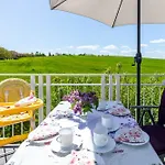 Апартаменты Haus Seeblick 16 *