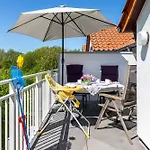 Апартаменты Haus Seeblick 16